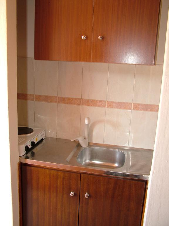 George'S Apartment Agia Marina  Chambre photo